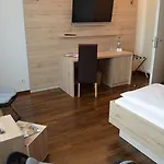 Konukevi Klostergasthof 3*
