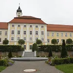 Klostergasthof Konukevi 3*