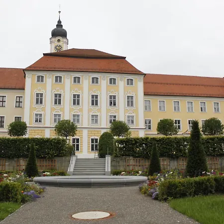 Klostergasthof Penzion 3*